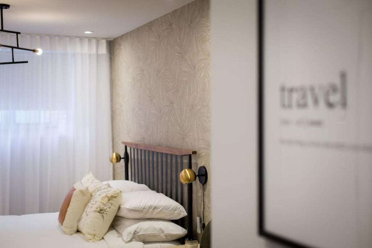 Palms Little Italy Studio With Full Bathroom By Denstays مونتريال المظهر الخارجي الصورة